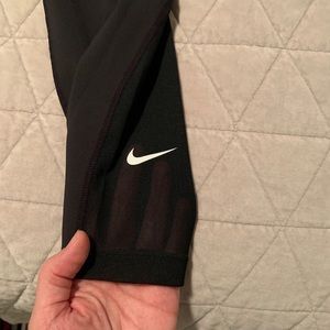 NWT - Nike The Tight Fit black leggings